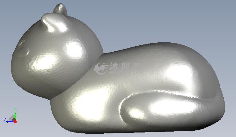 可爱的猫豆侧视图