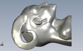 泰林夫人像侧视图