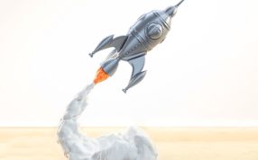 宇宙飞船展示图