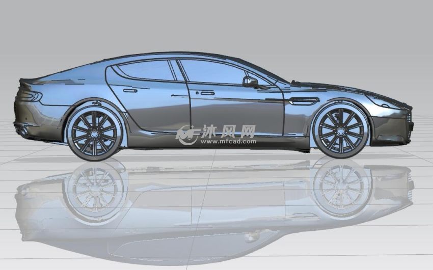 阿斯顿马丁侧视图