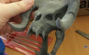 恶魔头盖骨模型