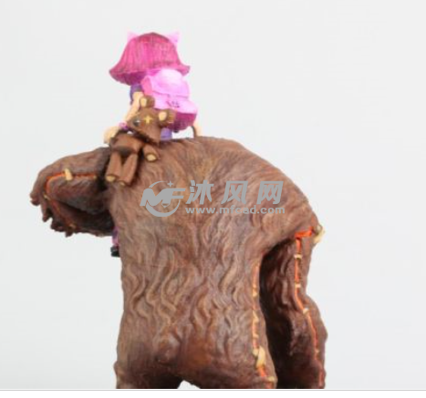 黑暗之女背部图