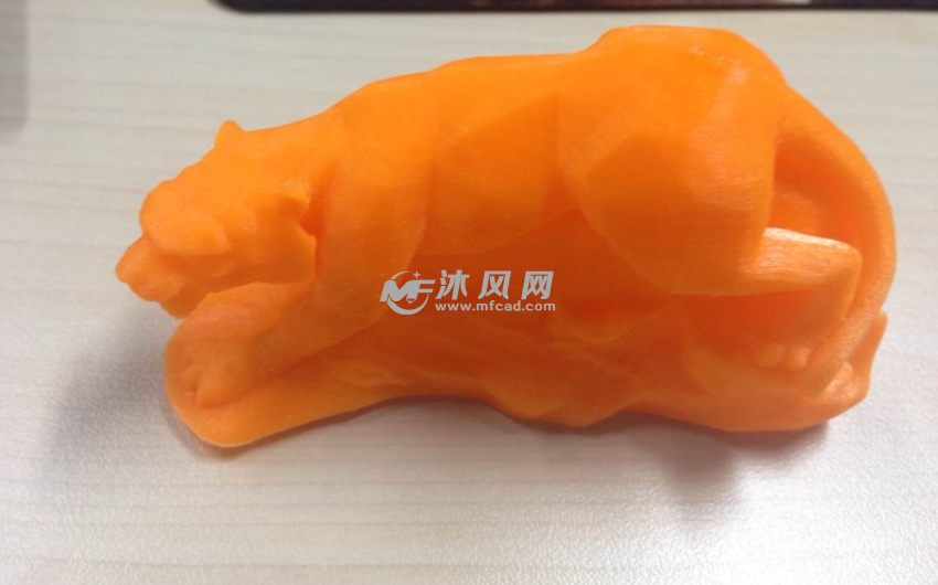 猛虎下山模型侧面