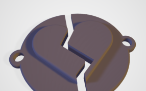 残破的心形吊坠模型