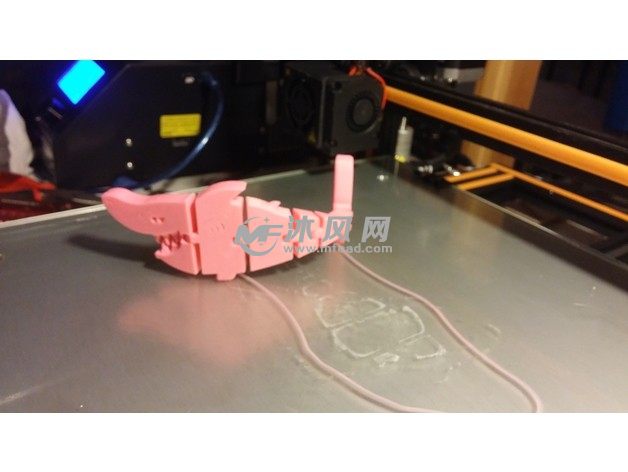 柔性鲨鱼玩具打印成品