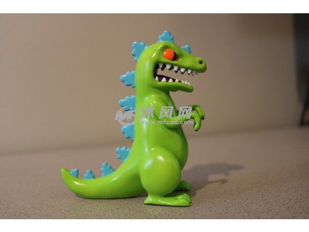 瑞帕塔作品侧视图