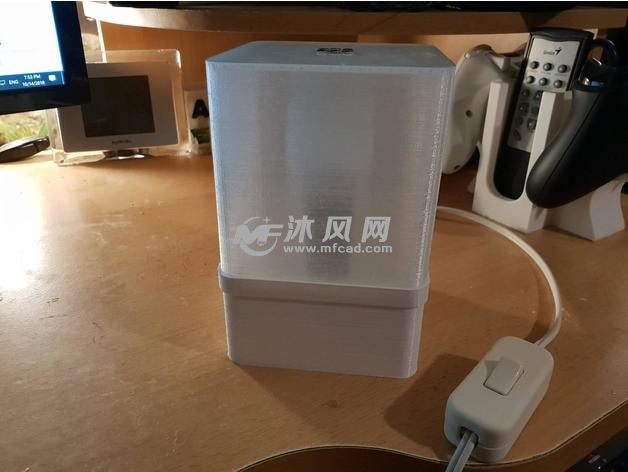 组装式简洁方正台灯组装作品