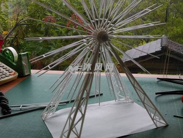 摩天轮组装过程