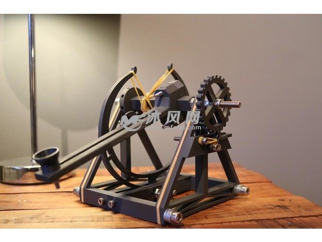 弹射器另一个角度