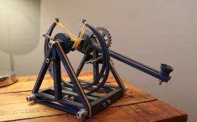 弹射器工作状态