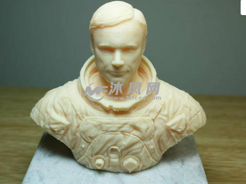 阿姆斯特丹的人物雕像设计