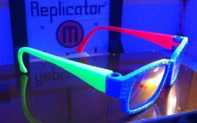 打印出来的眼镜