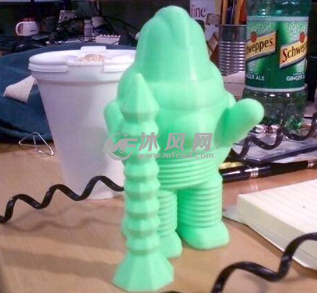 微胖型机器玩偶设计