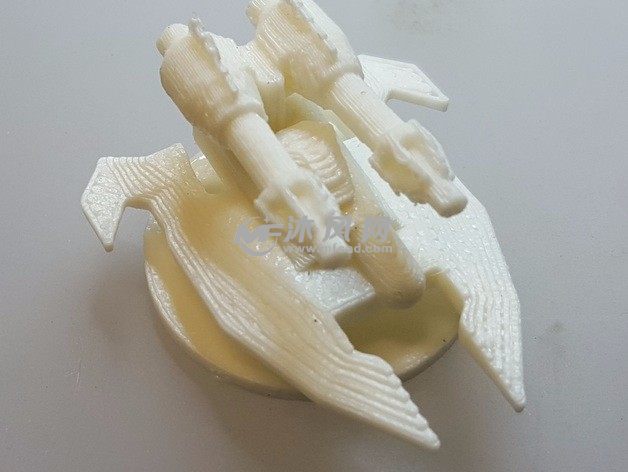 星际武装飞船的完成图