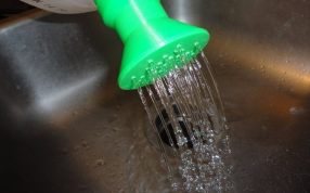 万用的花洒实物图