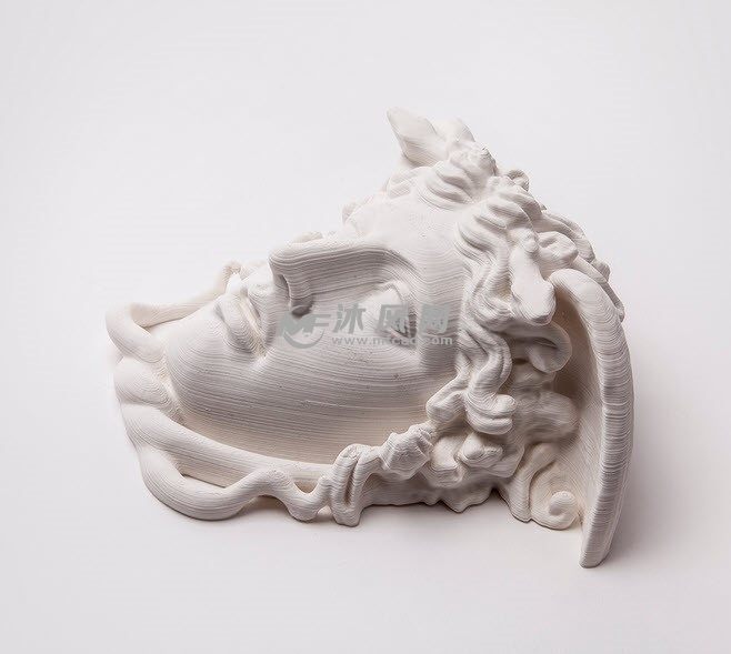 蛇发女怪美杜莎头像左侧面特写