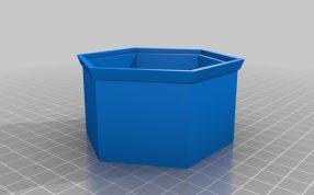 螺栓的铅笔盒底部