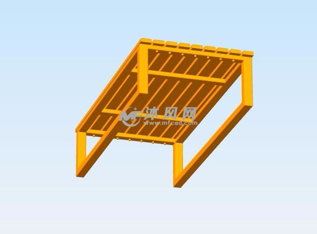 更衣室的桌子底部