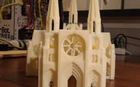 哥特式教堂模型正视图