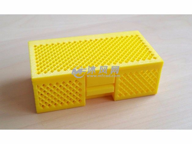 箱子关闭实物图