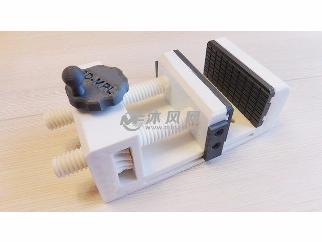 夹持结构实物图