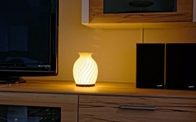  旋转灯罩效果图