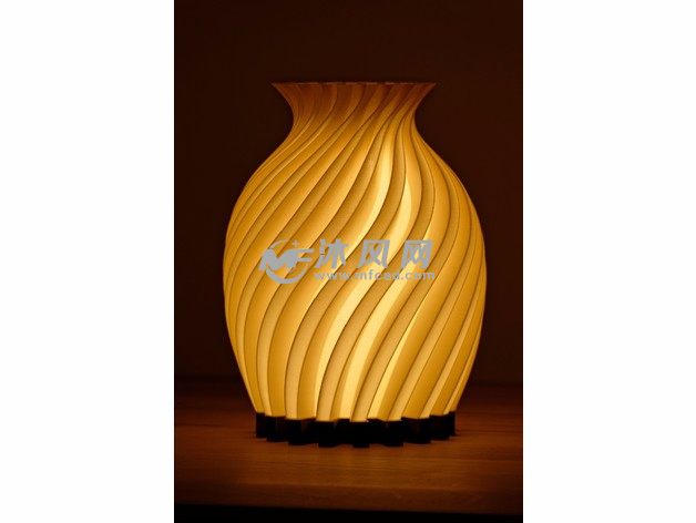  旋转灯罩主视图