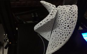 镂空汽轮机灯罩侧视图