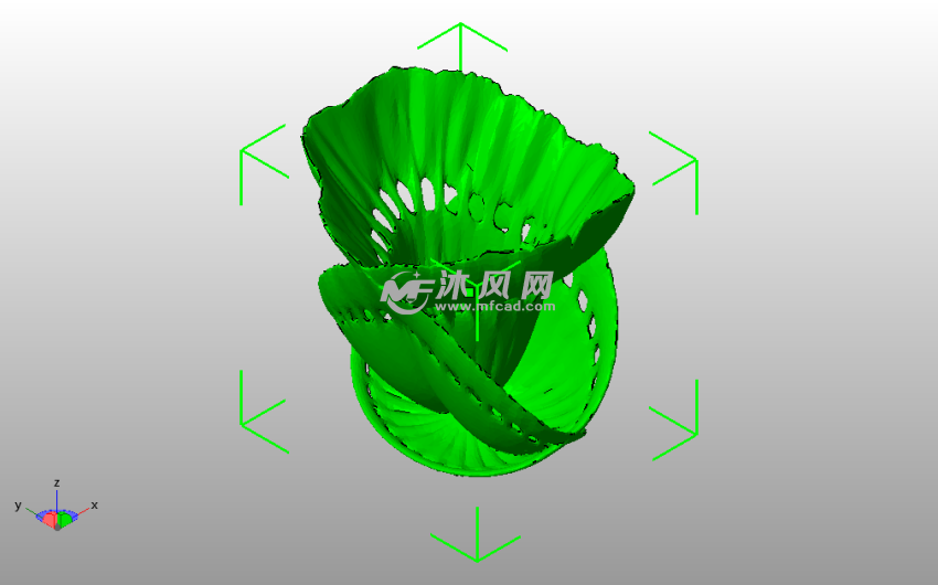 艺术品花瓶斜视图