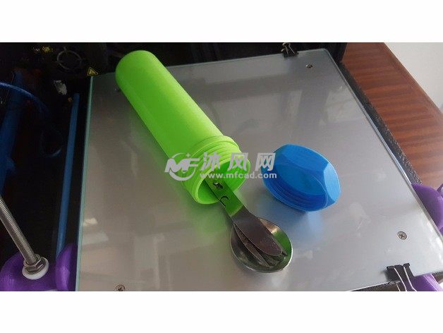 宿营刀叉盒实物图