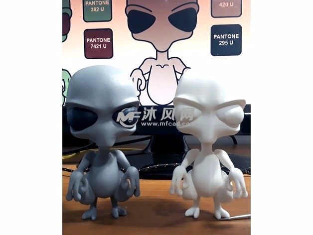 外星人模型实物图