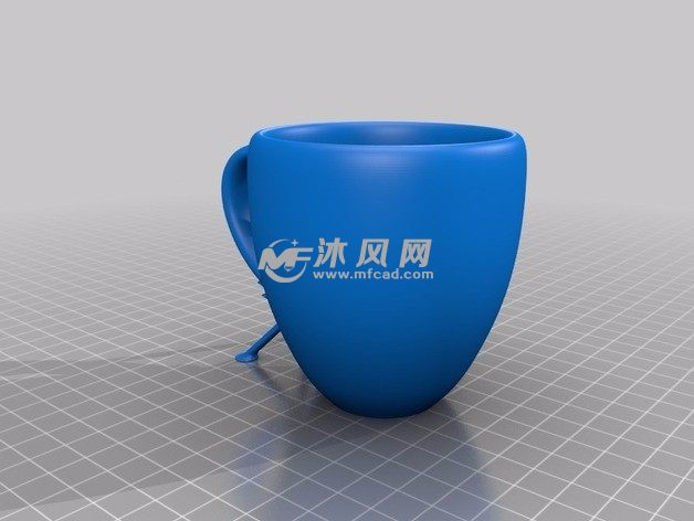 漂浮的水杯水杯主视图