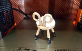  小绵羊椅子后视图