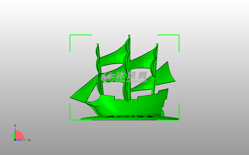  一帆风顺小船侧视图