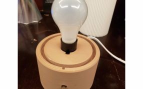 条纹灯罩模型底座斜视图