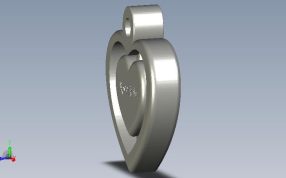 爱心吊坠侧视图