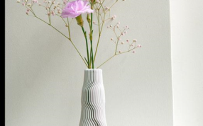 效果图花瓶