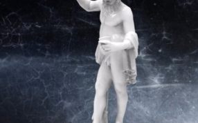 西勒诺斯正视图