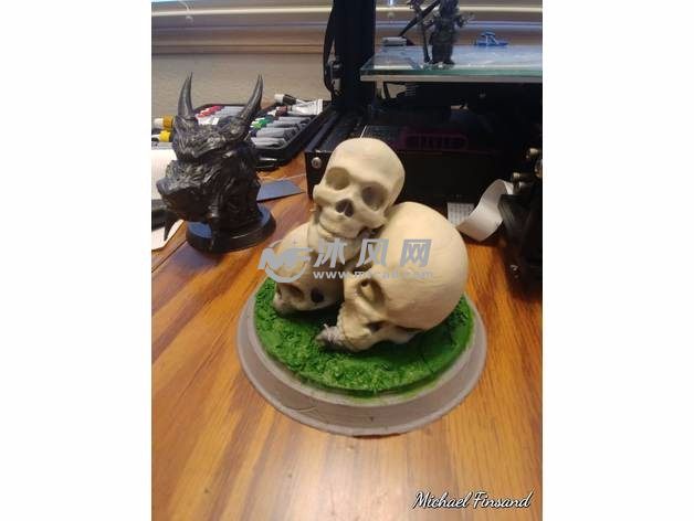 骷髅头摆件实物图