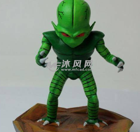 外星人的正视图