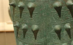 青铜钟的模型图