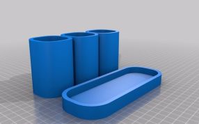 三只盒子的笔筒