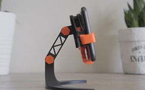 手机齿轮支架侧面